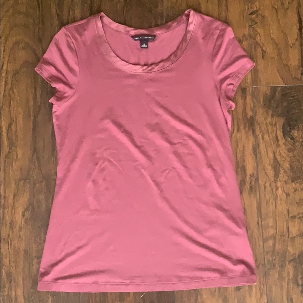 2/$15‼️ SOFT! banana republic tee